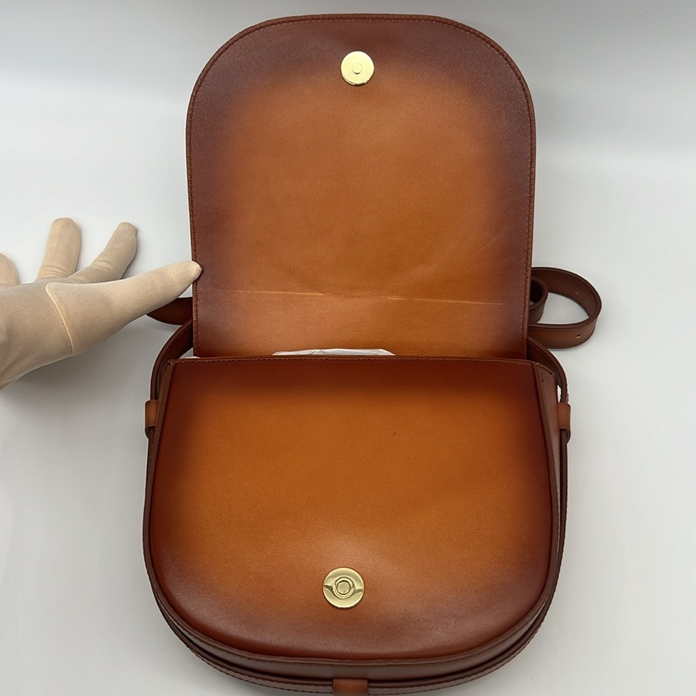 Altuzzara Medallion Saddle Shoulder Crossbody Bag Leather Embossed Brushed - Picture 8 of 16